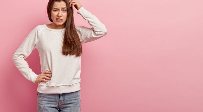 les causes de la chute des cheveux chez les femmes